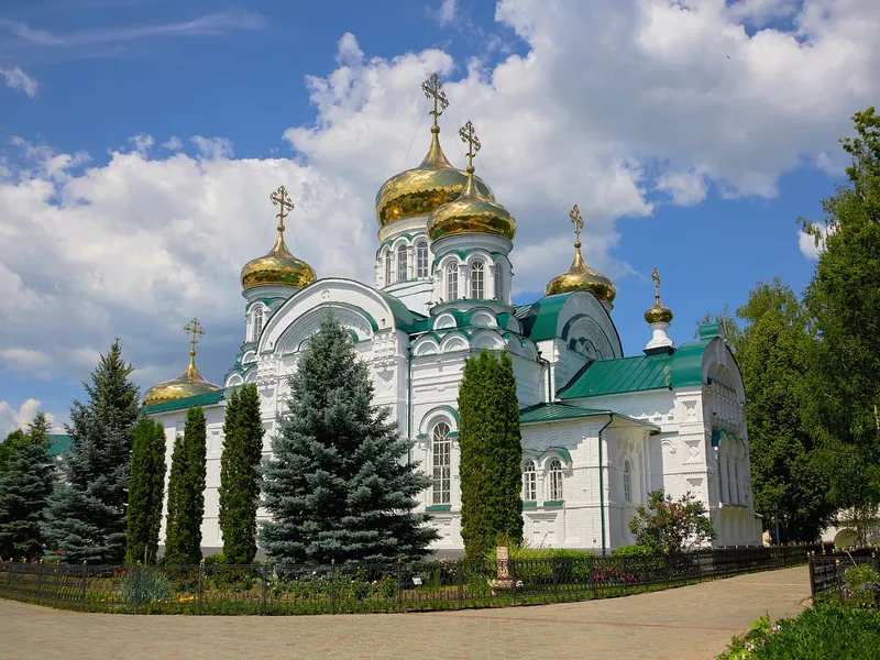 Заповедный Свияжск, Раифский монастырь и прогулка на теплоходе — фото 1