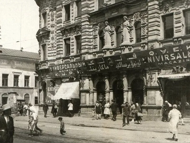 Кремлёвская, или Невский проспект в миниатюре — фото 6